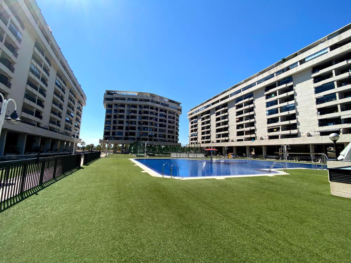 M & B Beach Apartment Валенсия Экстерьер фото