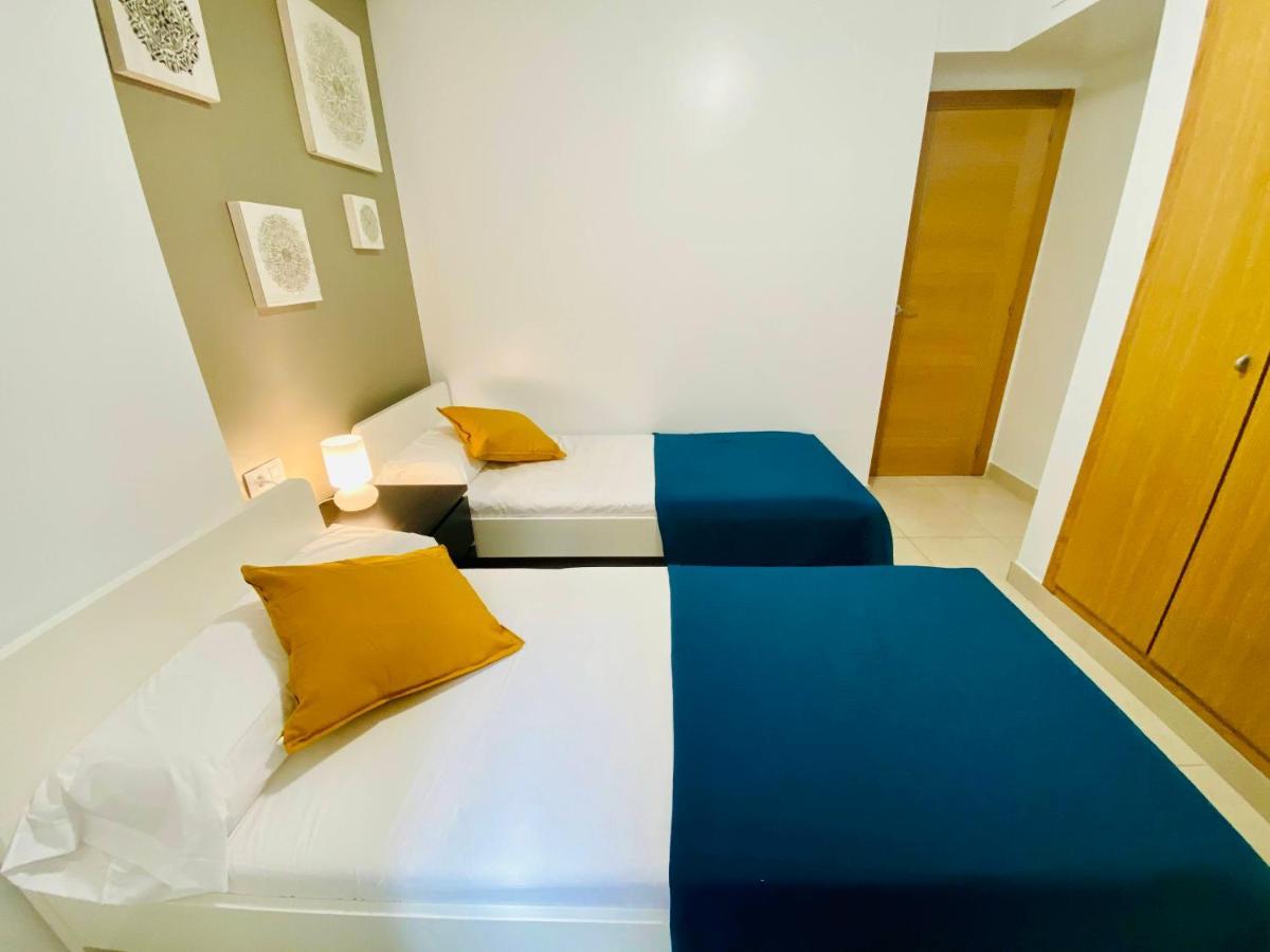 M & B Beach Apartment Валенсия Экстерьер фото