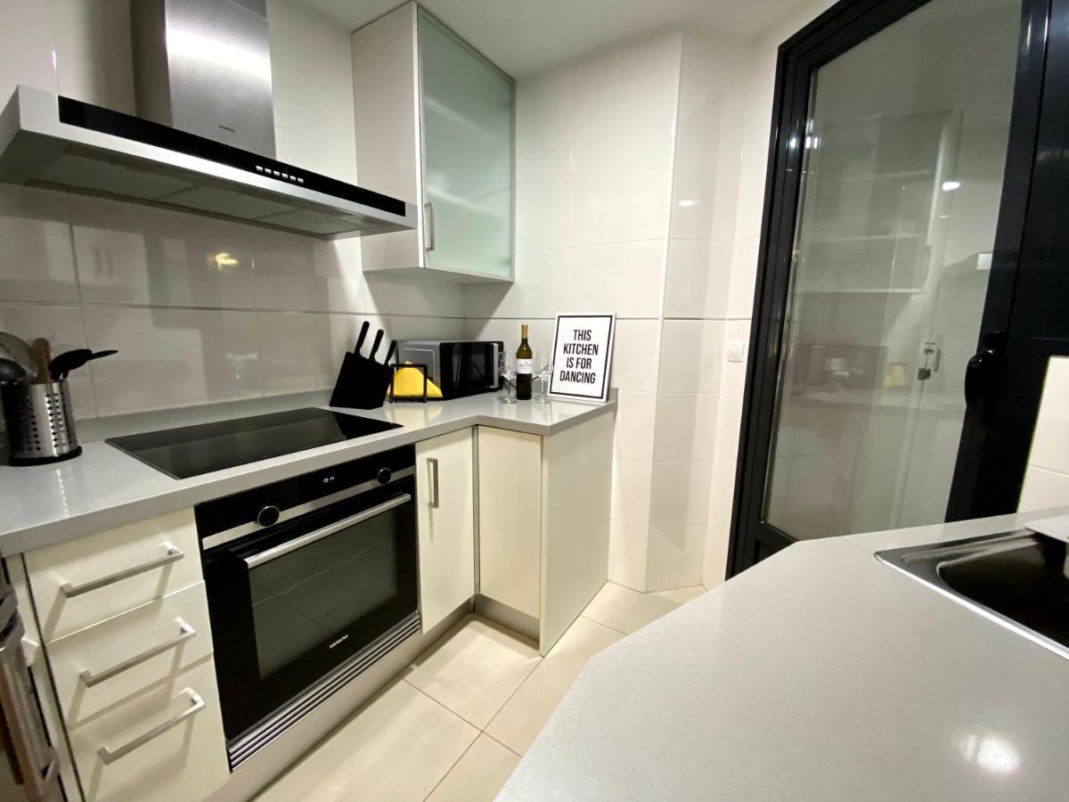 M & B Beach Apartment Валенсия Экстерьер фото