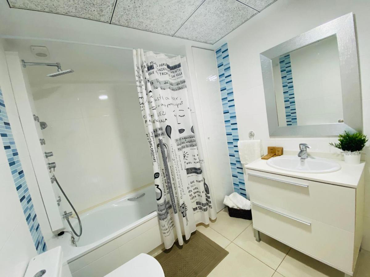 M & B Beach Apartment Валенсия Экстерьер фото