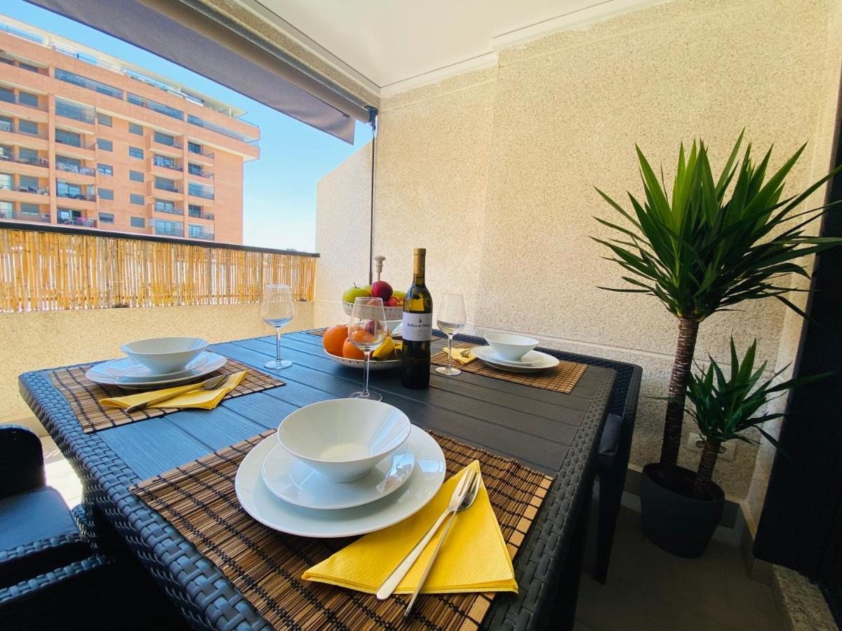 M & B Beach Apartment Валенсия Экстерьер фото