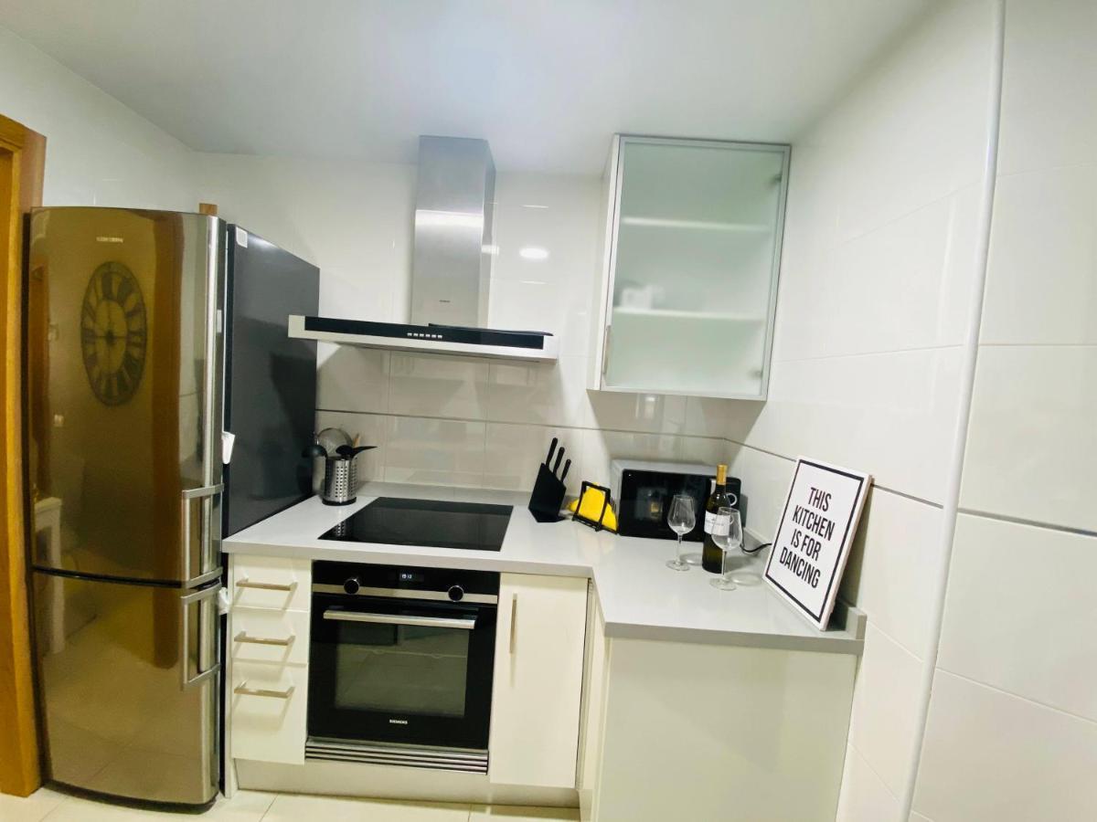 M & B Beach Apartment Валенсия Экстерьер фото