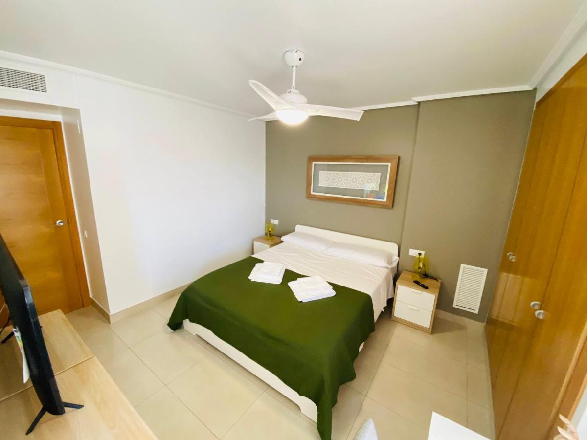 M & B Beach Apartment Валенсия Экстерьер фото